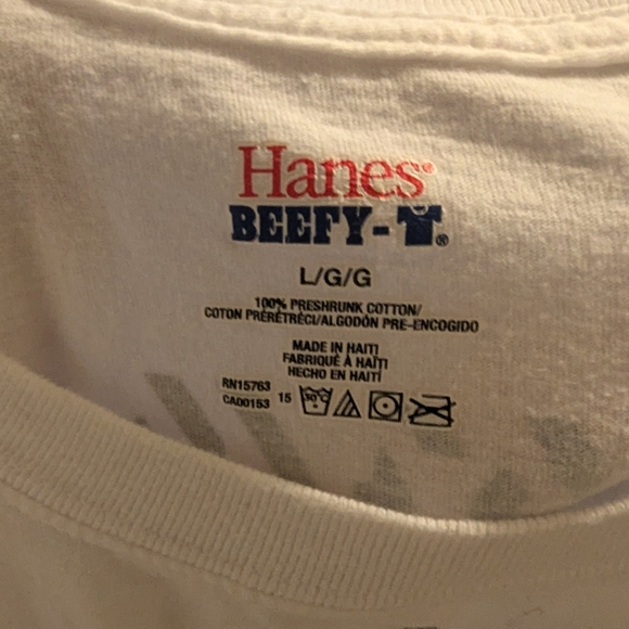 Unexpected Art Collective Shirt - Picture 3 of 3